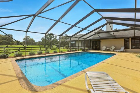 House in Citra, Florida 3 bedrooms, 180.79 sq.m. № 1913159 - photo 28