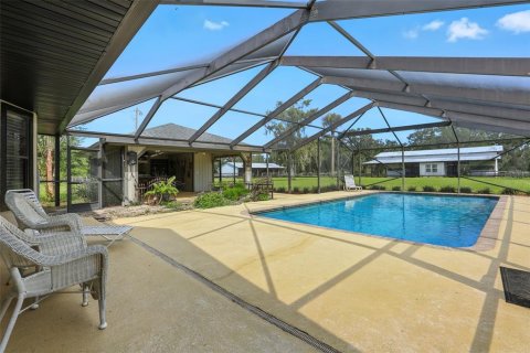 House in Citra, Florida 3 bedrooms, 180.79 sq.m. № 1913159 - photo 27