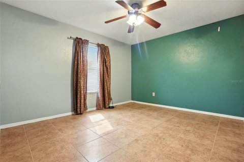 House in Citra, Florida 3 bedrooms, 180.79 sq.m. № 1913159 - photo 22