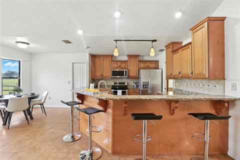 House in Citra, Florida 3 bedrooms, 180.79 sq.m. № 1913159 - photo 9