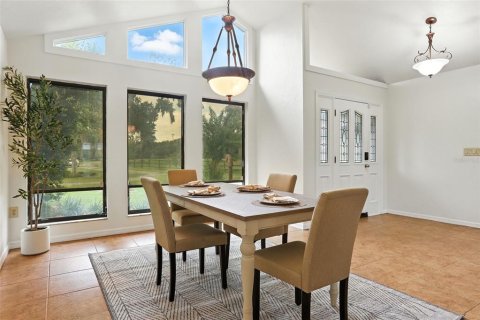 House in Citra, Florida 3 bedrooms, 180.79 sq.m. № 1913159 - photo 4