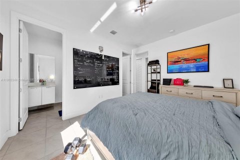 Villa ou maison à vendre à Doral, Floride: 4 chambres, 265.98 m2 № 1966475 - photo 20