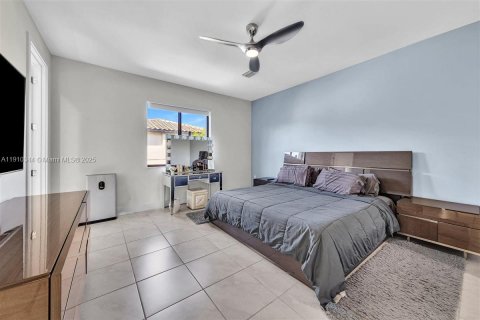 Villa ou maison à vendre à Doral, Floride: 4 chambres, 265.98 m2 № 1966475 - photo 24