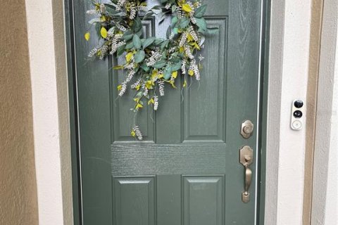 Townhouse in Wesley Chapel, Florida 2 bedrooms, 145.95 sq.m. № 2156348 - photo 4