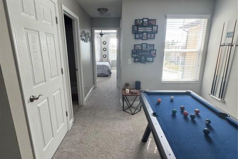 Townhouse in Wesley Chapel, Florida 2 bedrooms, 145.95 sq.m. № 2156348 - photo 11