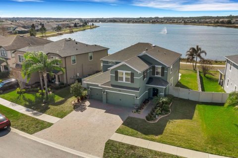 House in Lutz, Florida 5 bedrooms, 268.12 sq.m. № 2120006 - photo 3