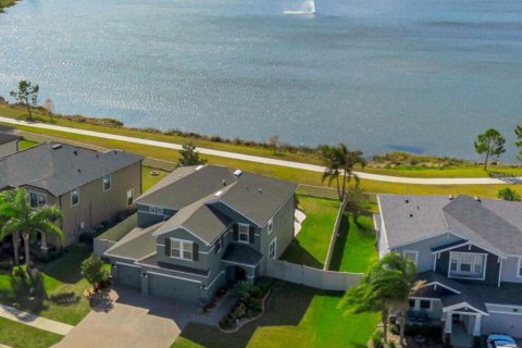 House in Lutz, Florida 5 bedrooms, 268.12 sq.m. № 2120006 - photo 5