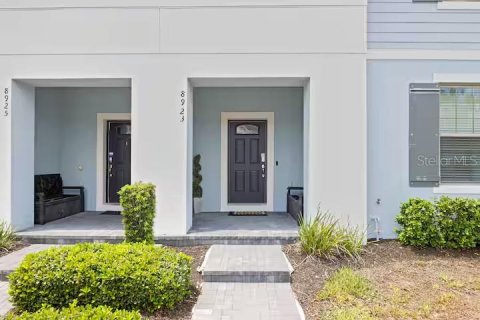 Adosado en venta en Kissimmee, Florida, 5 dormitorios, 210.24 m2 № 2197781 - foto 5