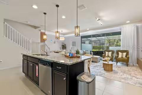 Adosado en venta en Kissimmee, Florida, 5 dormitorios, 210.24 m2 № 2197781 - foto 18