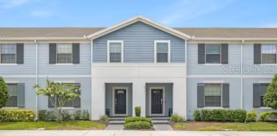 Adosado en Kissimmee, Florida 5 dormitorios, 210.24 m2 № 2197781