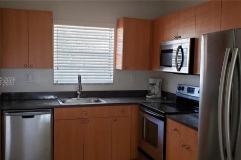 Condominio en venta en Plantation, Florida, 1 dormitorio, 68.38 m2 № 2045456 - foto 3