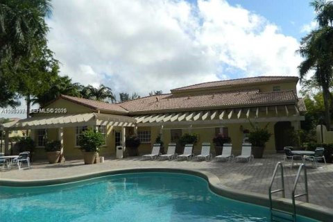 Condominio en venta en Plantation, Florida, 1 dormitorio, 68.38 m2 № 2045456 - foto 11