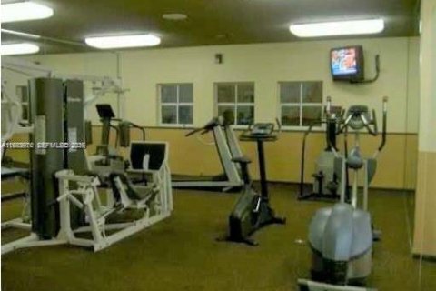 Condominio en venta en Plantation, Florida, 1 dormitorio, 68.38 m2 № 2045456 - foto 13