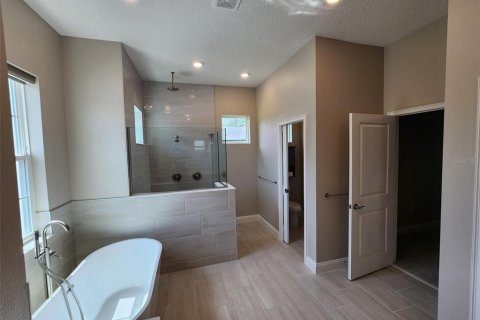 House in Orlando, Florida 5 bedrooms, 376.35 sq.m. № 1631989 - photo 14