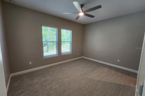 House in Orlando, Florida 5 bedrooms, 376.35 sq.m. № 1631989 - photo 22