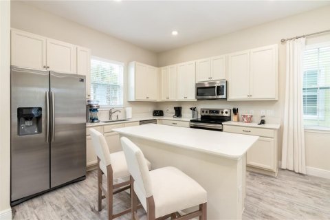 Villa ou maison à louer à Kissimmee, Floride: 2 chambres, 120.4 m2 № 1613437 - photo 8