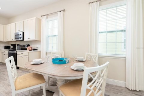 Villa ou maison à louer à Kissimmee, Floride: 2 chambres, 120.4 m2 № 1613437 - photo 7