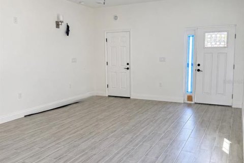 Villa ou maison à vendre à Orlando, Floride: 3 chambres, 153.75 m2 № 2411579 - photo 6