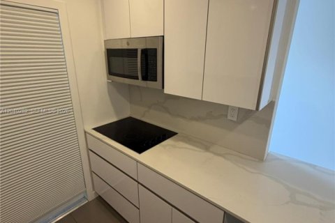Condo in North Miami, Florida, 1 bedroom  № 2086616 - photo 22