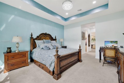 House in Port St. Lucie, Florida 3 bedrooms, 255.76 sq.m. № 1988646 - photo 20