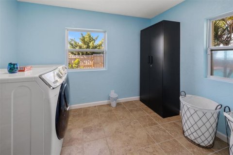Villa ou maison à vendre à Largo, Floride: 3 chambres, 171.68 m2 № 1644694 - photo 23