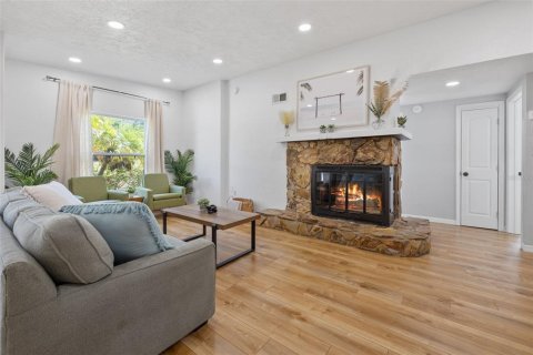 Villa ou maison à vendre à Largo, Floride: 3 chambres, 171.68 m2 № 1644694 - photo 4