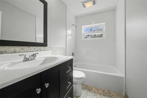 Villa ou maison à vendre à Orlando, Floride: 4 chambres, 160.54 m2 № 2117802 - photo 17