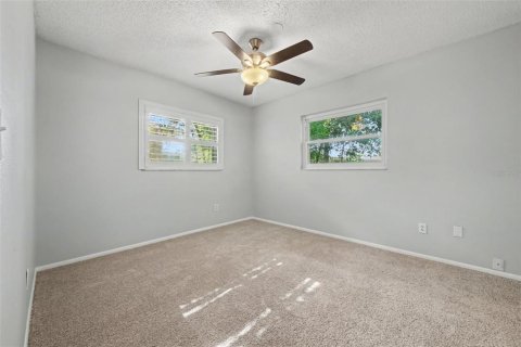 Villa ou maison à vendre à Orlando, Floride: 4 chambres, 160.54 m2 № 2117802 - photo 10