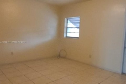 Copropriété à vendre à Lauderdale Lakes, Floride: 2 chambres, 90.12 m2 № 1993981 - photo 6