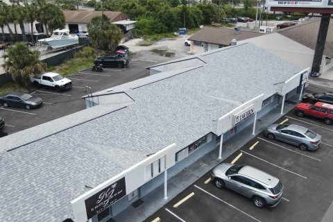 Commercial property in Port Richey, Florida 443.7 sq.m. № 2115444 - photo 11
