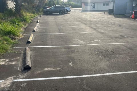 Commercial property in Port Richey, Florida 443.7 sq.m. № 2115444 - photo 7