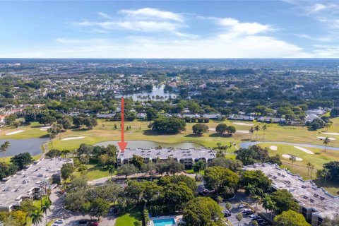 Купить кондоминиум в Уэстон, Флорида 2 спальни, 114.73м2, № 1972530 - фото 27