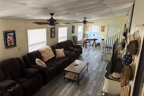 Appartement à louer à Astor, Floride: 2 chambres, 166.48 m2 № 1573020 - photo 11