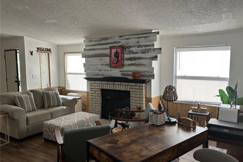 Appartement à louer à Astor, Floride: 2 chambres, 166.48 m2 № 1573020 - photo 10