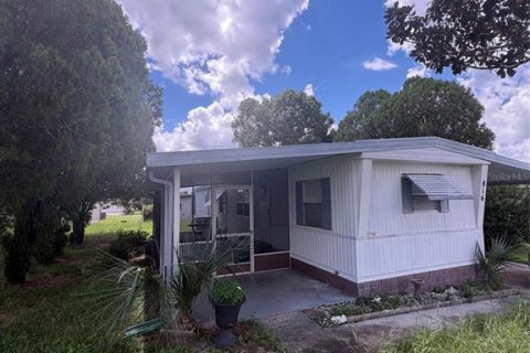 Apartment in Lady Lake, Florida 2 bedrooms, 62.43 sq.m. № 2378321