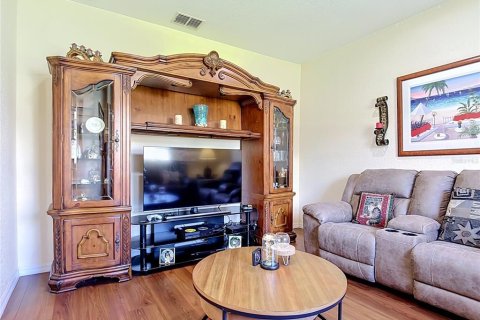 Casa en venta en Poinciana, Florida, 4 dormitorios, 191.56 m2 № 2387449 - foto 6