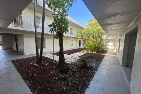 Condominio en venta en Fort Myers, Florida, 2 dormitorios, 85.47 m2 № 1521504 - foto 3