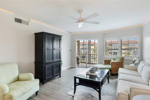 Condo in Sarasota, Florida, 2 bedrooms  № 1804038 - photo 9