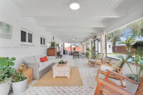 Купить виллу или дом в Майами, Флорида 3 спальни, 158.58м2, № 1991013 - фото 6