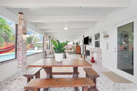 Купить виллу или дом в Майами, Флорида 3 спальни, 158.58м2, № 1991013 - фото 3