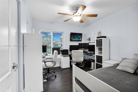 Купить виллу или дом в Майами, Флорида 3 спальни, 158.58м2, № 1991013 - фото 15