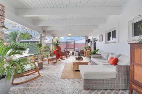 Купить виллу или дом в Майами, Флорида 3 спальни, 158.58м2, № 1991013 - фото 4