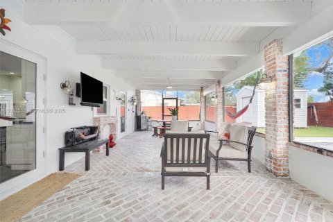 Купить виллу или дом в Майами, Флорида 3 спальни, 158.58м2, № 1991013 - фото 5