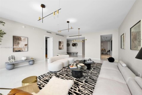 Купить кондоминиум в Майами, Флорида 3 спальни, 285.95м2, № 1707581 - фото 4