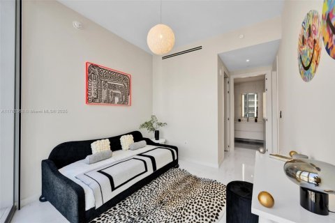 Купить кондоминиум в Майами, Флорида 3 спальни, 285.95м2, № 1707581 - фото 26