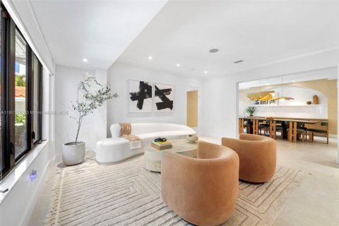Casa en venta en Miami Beach, Florida, 4 dormitorios, 346.25 m2 № 1973625 - foto 5
