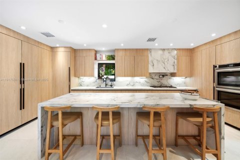 Casa en venta en Miami Beach, Florida, 4 dormitorios, 346.25 m2 № 1973625 - foto 8