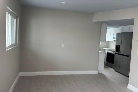 Apartment in Saint Pete Beach, Florida 1 bedroom, 65.03 sq.m. № 2381224 - photo 8