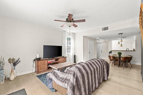 Touwnhouse à vendre à Weston, Floride: 2 chambres, 117.15 m2 № 2082238 - photo 16