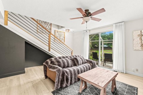 Touwnhouse à vendre à Weston, Floride: 2 chambres, 117.15 m2 № 2082238 - photo 12